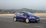 foto: Ford Focus 2014 5p delantera dinamica azul [1280x768].jpg